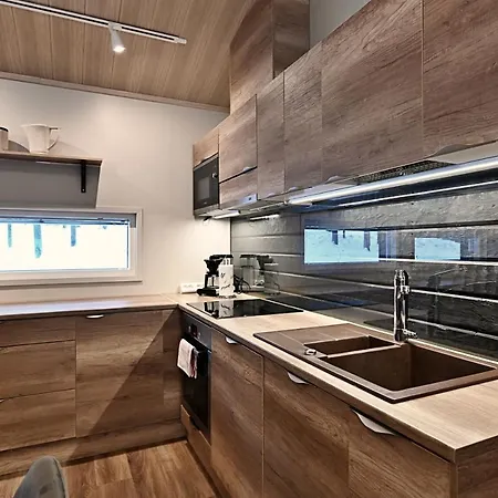 Loma-asunnot Economy Autto