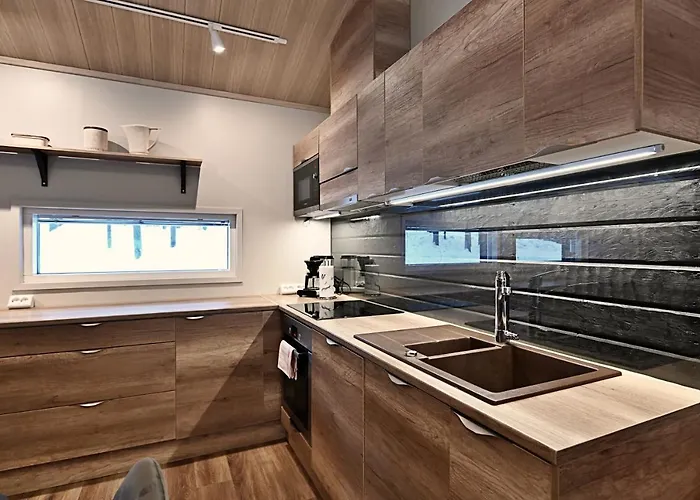 度假居 Economy Autto